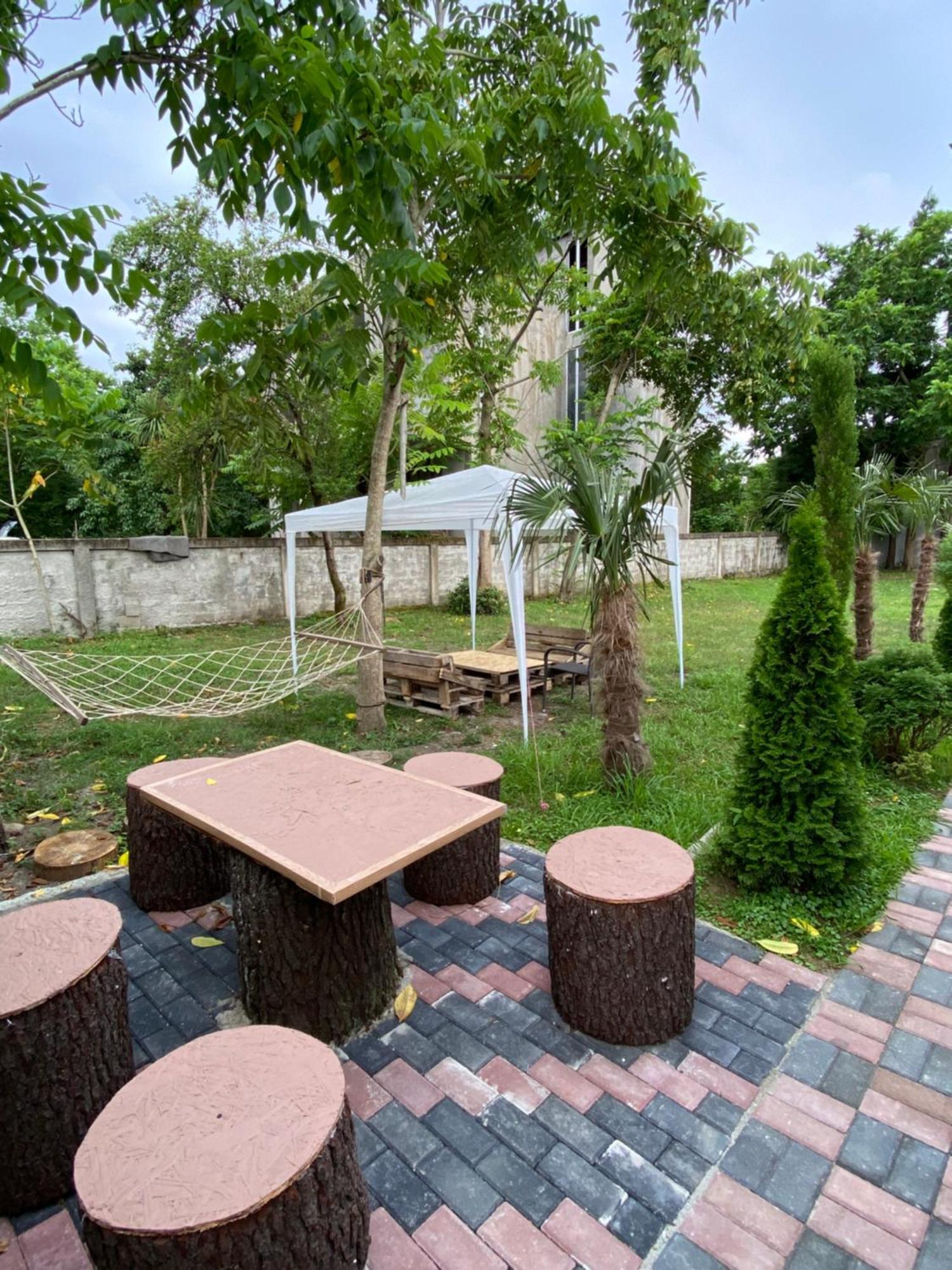 Bondo'S Cottage Kobuleti Ngoại thất bức ảnh